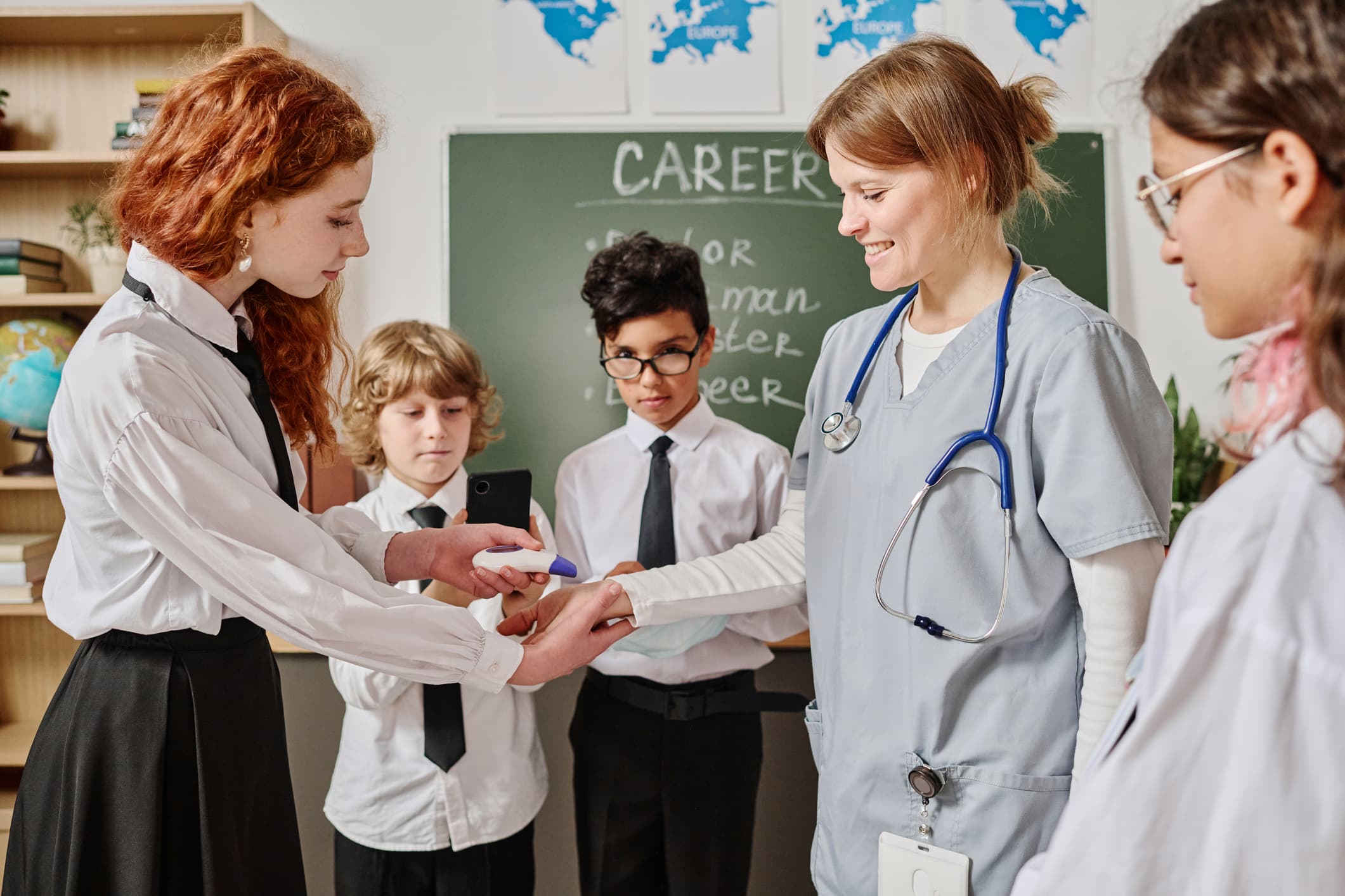 Junior Med Camp (Grades 6-8)